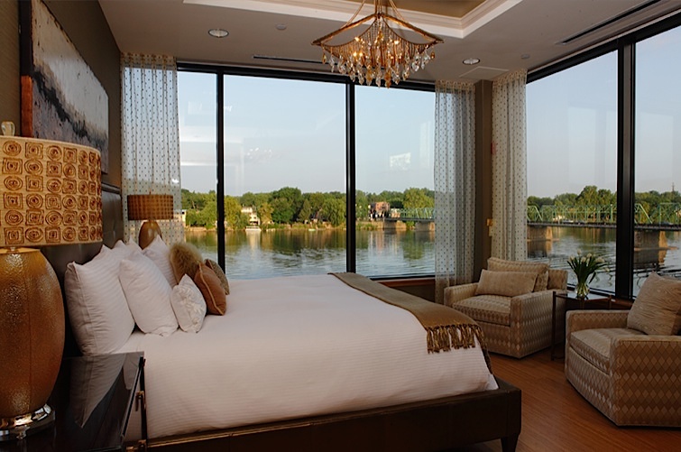 Bridal Suite at Lambertville Inn